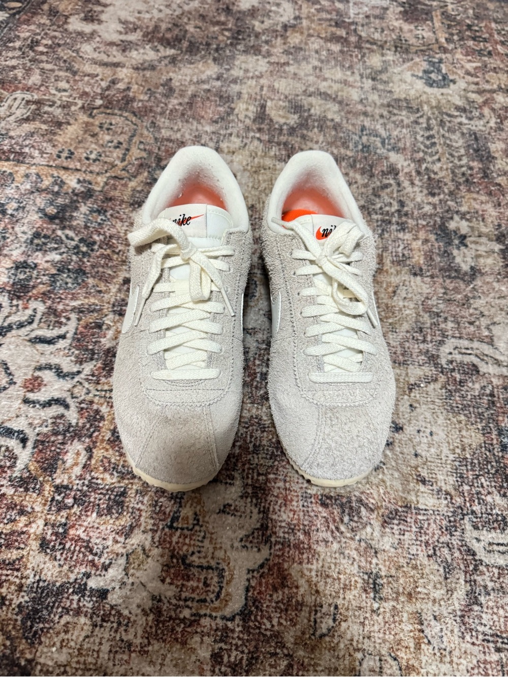 Nike Cortez SE Suede Sneakers | Women’s SZ 8.5 - Picture 2 of 8